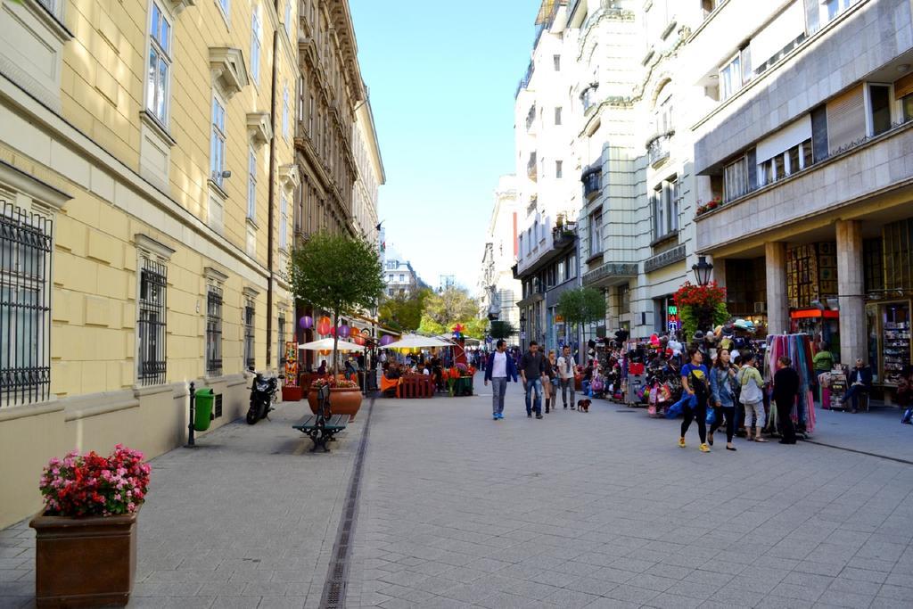 Casamia-Elegant Central Vaci St.Apt Budapest Eksteriør billede